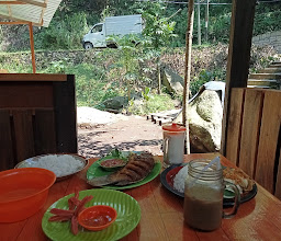 Gubug Mie Hijau Berkah photo