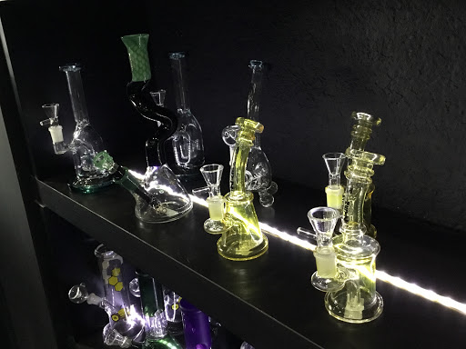 Vaporizer Store «The Cloud Co. Smoke And Vape Shop», reviews and photos, 14415 Blanco Rd #100, San Antonio, TX 78216, USA