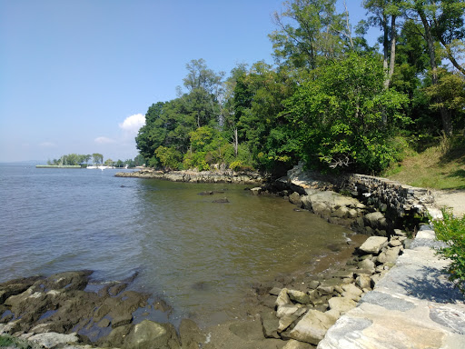 Park «Kingsland Point County Park», reviews and photos, Tarrytown Light-Kingsland Point Path, Sleepy Hollow, NY 10591, USA