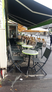 Atmosphère du Restaurant asiatique Nems & Sushi à Paris - n°7