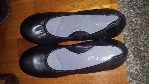 Shoe Store «Comfort One Shoes», reviews and photos, 201 King St, Alexandria, VA 22314, USA