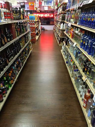Liquor Store «Dunwoody Liquor Store», reviews and photos, 2090 Dunwoody Club Dr # 125, Atlanta, GA 30350, USA