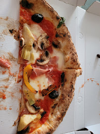 Pizza du Restaurant italien Il Vesuvio à Thonon-les-Bains - n°17