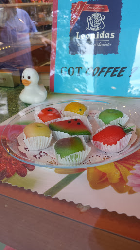 Chocolate Shop «Leonidas -- Love + Chocolate Shop», reviews and photos, 1397 N Main St, Walnut Creek, CA 94596, USA