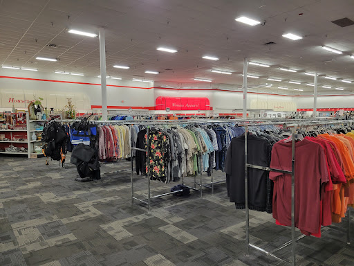 Thrift Store «The Salvation Army Family Store & Donation Center», reviews and photos, 823 E Auburn Rd, Rochester Hills, MI 48307, USA