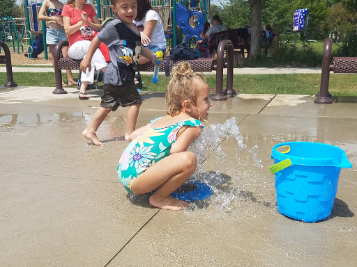 Park «Fountain Square Park», reviews and photos, 1751 Gibson Dr, Elk Grove Village, IL 60007, USA