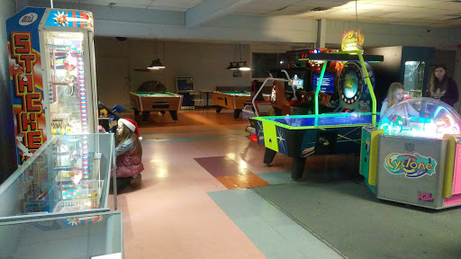 Bowling Alley «Savannah Bowling Center», reviews and photos, 320 Malcomb St, Savannah, TN 38372, USA