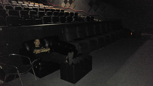 Movie Theater «Villagio Cinemas», reviews and photos, 11778 N Dale Mabry Hwy, Tampa, FL 33618, USA