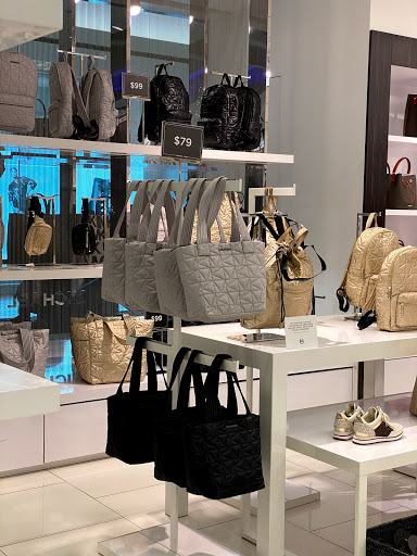 Fashion Accessories Store «Michael Kors», reviews and photos, 5220 Fashion Outlets Way #2120, Rosemont, IL 60018, USA