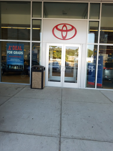 Toyota Dealer «Prime Toyota of Boston», reviews and photos, 1605 VFW Pkwy, West Roxbury, MA 02132, USA