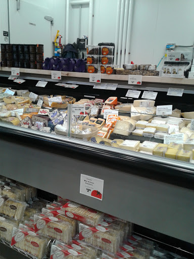 Grocery Store «Earth Fare North Canton», reviews and photos, 3939 Everhard Rd NW, North Canton, OH 44709, USA