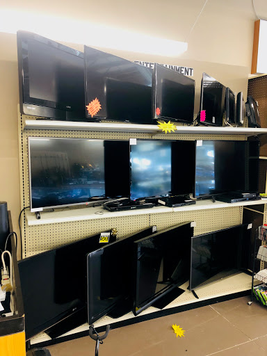 Pawn Shop «Roswell Pawn & Jewelry», reviews and photos, 615 Holcomb Bridge Rd, Roswell, GA 30076, USA