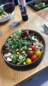 Poke bowl du Restaurant français Le Quai à Amiens - n°15