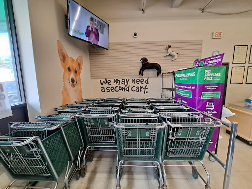Pet Supply Store «Pet Supplies Plus», reviews and photos, 29402 Woodward Ave, Royal Oak, MI 48073, USA