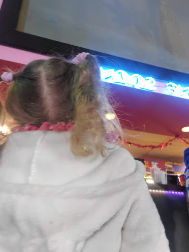 Movie Theater «Atlas Cinemas Diamond Center», reviews and photos, 9555 Diamond Centre Dr, Mentor, OH 44060, USA