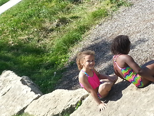 Park «Sargent Park», reviews and photos, 3530 E Douglas Ave, Des Moines, IA 50317, USA