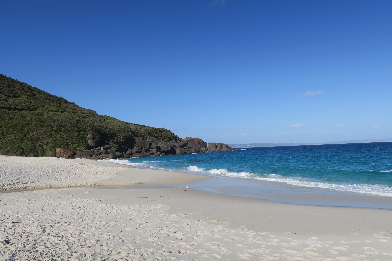 Shelly Beach'in fotoğrafı - rahatlamayı sevenler arasında popüler bir yer