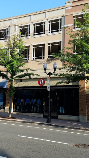 Sportswear Store «lululemon», reviews and photos, 2847 Clarendon Blvd #150, Arlington, VA 22201, USA
