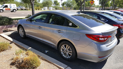 Hyundai Dealer «San Tan Hyundai», reviews and photos, 3252 S Auto Way, Gilbert, AZ 85297, USA