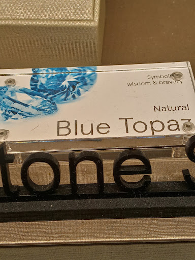 Jewelry Store «Kay Jewelers», reviews and photos, 310 Daniel Webster Hwy #169, Nashua, NH 03060, USA