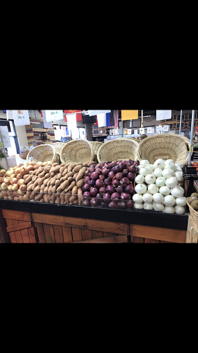 Grocery Store «Plum Market», reviews and photos, 13425 Snow Rd, Brook Park, OH 44142, USA