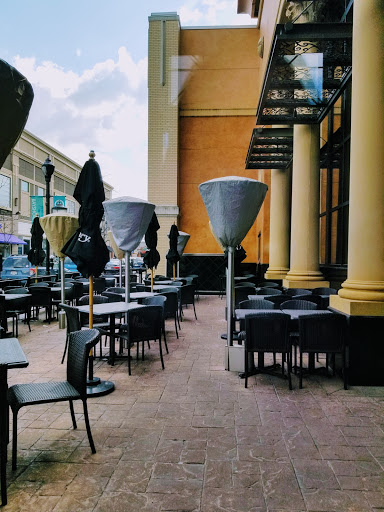 Restaurant «The Cheesecake Factory», reviews and photos, 5799 N Bayshore Dr, Glendale, WI 53217, USA