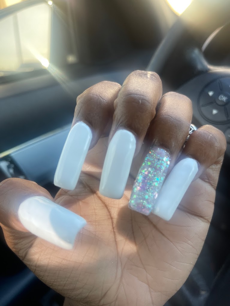 Tina's Nails & Spa 92227