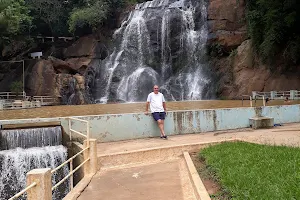 Cachoeira de Cambuci image