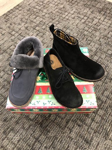 Shoe Store «Coastal Shoes», reviews and photos, 1317 NW U.S. 101, Lincoln City, OR 97367, USA