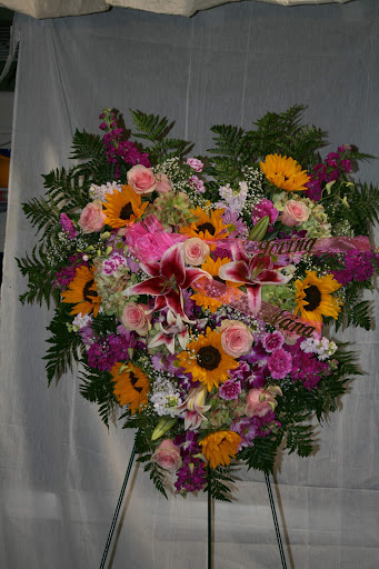 Florist «Greenlawn Florist», reviews and photos, 841 Pulaski Rd, Greenlawn, NY 11740, USA