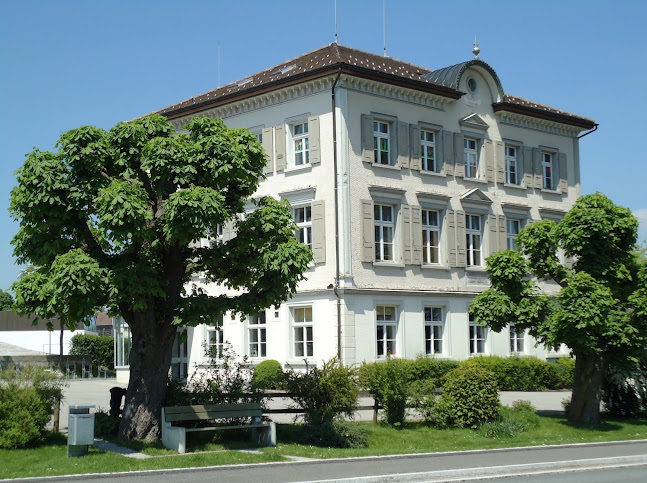 Schulanlage Stein Dorf