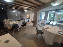Atmosphère du Le Saint Lazare - Christian BIDARD - Restaurant - Abergement Clémenciat - Ain à L'Abergement-Clémenciat - n°1