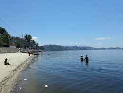 Foto di Praia da Bandeira con una costa dritta