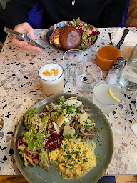 Photo n°98 de Punch à Annecy ()