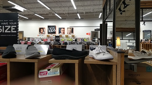 Shoe Store «DSW Designer Shoe Warehouse», reviews and photos, 1366 Hooper Ave, Toms River, NJ 08753, USA
