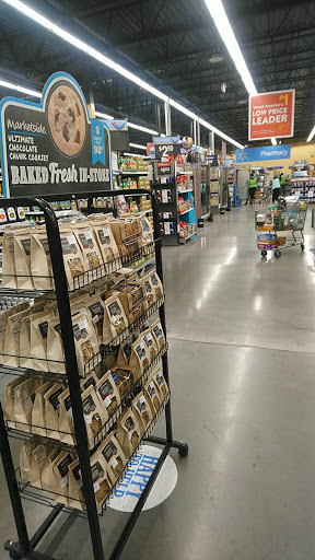 Supermarket «Walmart Neighborhood Market», reviews and photos, 5550 E Fall Creek Pkwy N Dr, Indianapolis, IN 46226, USA