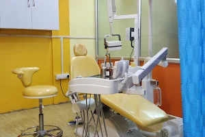 Thirumoorthy dental clinic image