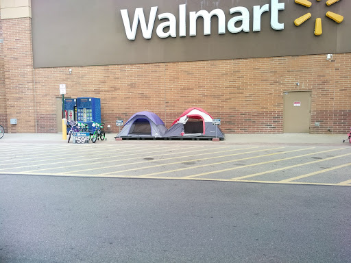 Department Store «Walmart Supercenter», reviews and photos, 1275 E 2nd St, Franklin, OH 45005, USA