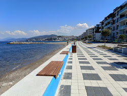 Burgaz Halk Plajı'in fotoğrafı ve yerleşim