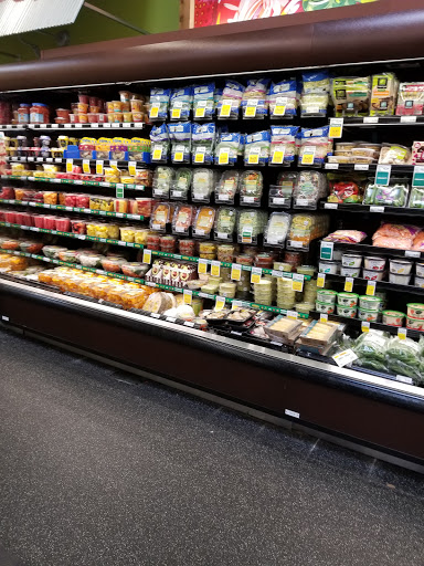 Natural Foods Store «Fresh Thyme Farmers Market- Fishers», reviews and photos, 11481 E 116th St, Fishers, IN 46037, USA