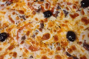 Pizza Falchi image
