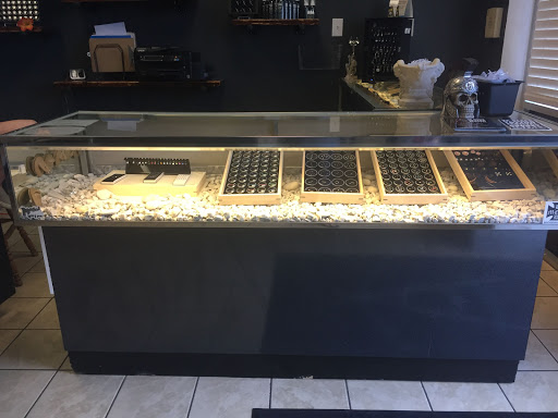 Body Piercing Shop «Artisan Body Piercing And Tattoo», reviews and photos, 5720 Hoggard Rd, Norfolk, VA 23502, USA