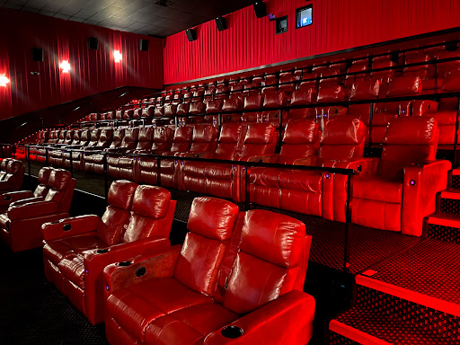 Movie Theater «Plymouth Grand 15», reviews and photos, 3400 Vicksburg Ln N, Plymouth, MN 55447, USA