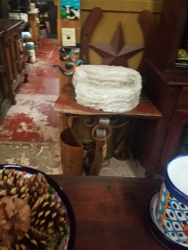 Furniture Store «Rustic Unlimited», reviews and photos, 30001 US-281, Bulverde, TX 78163, USA