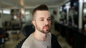 BARBEARIA E CABELEIREIROS 5 DE MAIO