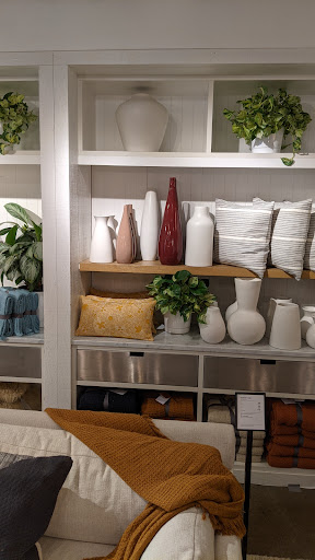 Furniture Store «west elm», reviews and photos, 35 Main St, Westport, CT 06880, USA