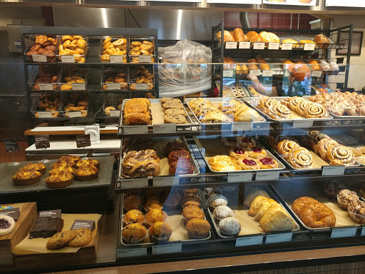 Shopping Mall «Framingham Mall Shopping Center», reviews and photos, 400 Cochituate Rd, Framingham, MA 01701, USA