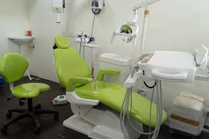 Mom's smile dental & cosmetic clinic image