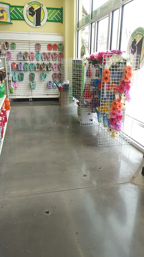 Dollar Store «Dollar Tree», reviews and photos, 9809 Main St #100, Damascus, MD 20872, USA
