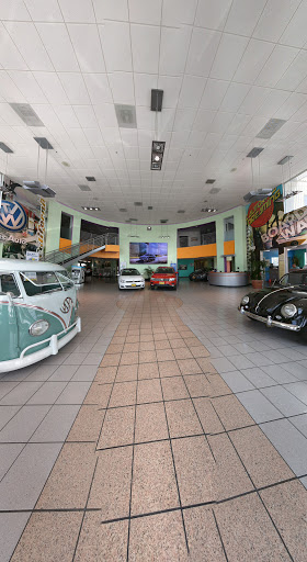 Volkswagen Dealer «Capitol Volkswagen», reviews and photos, 911 Capitol Expressway Auto Mall A, San Jose, CA 95136, USA